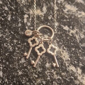 Elegant Silver Key Pendant Necklace